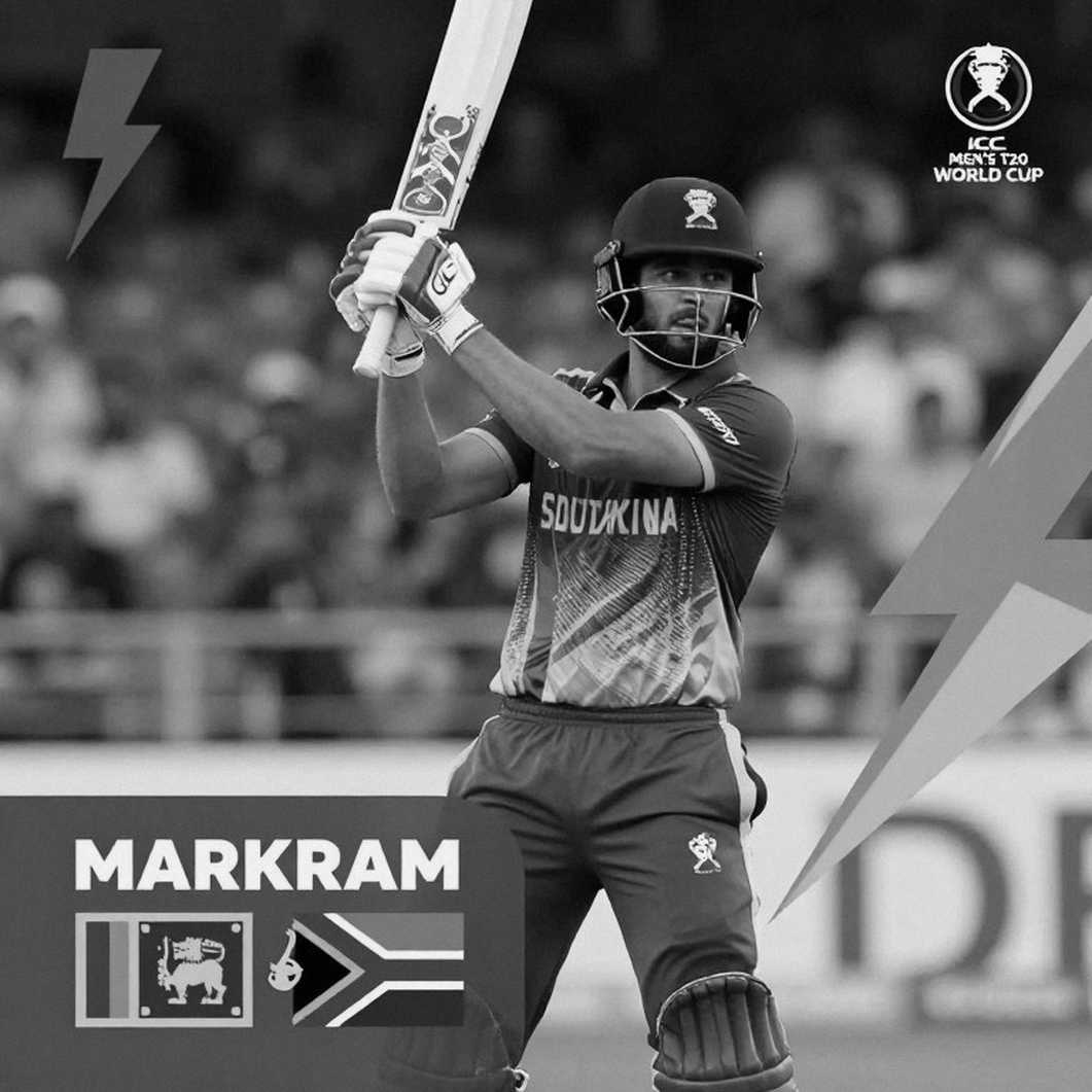 ধারে যাওয়া তরুণের শোনার পাঠ: চট্টগ্রাম আবাহনীর লকার রুমই আসল গল্প