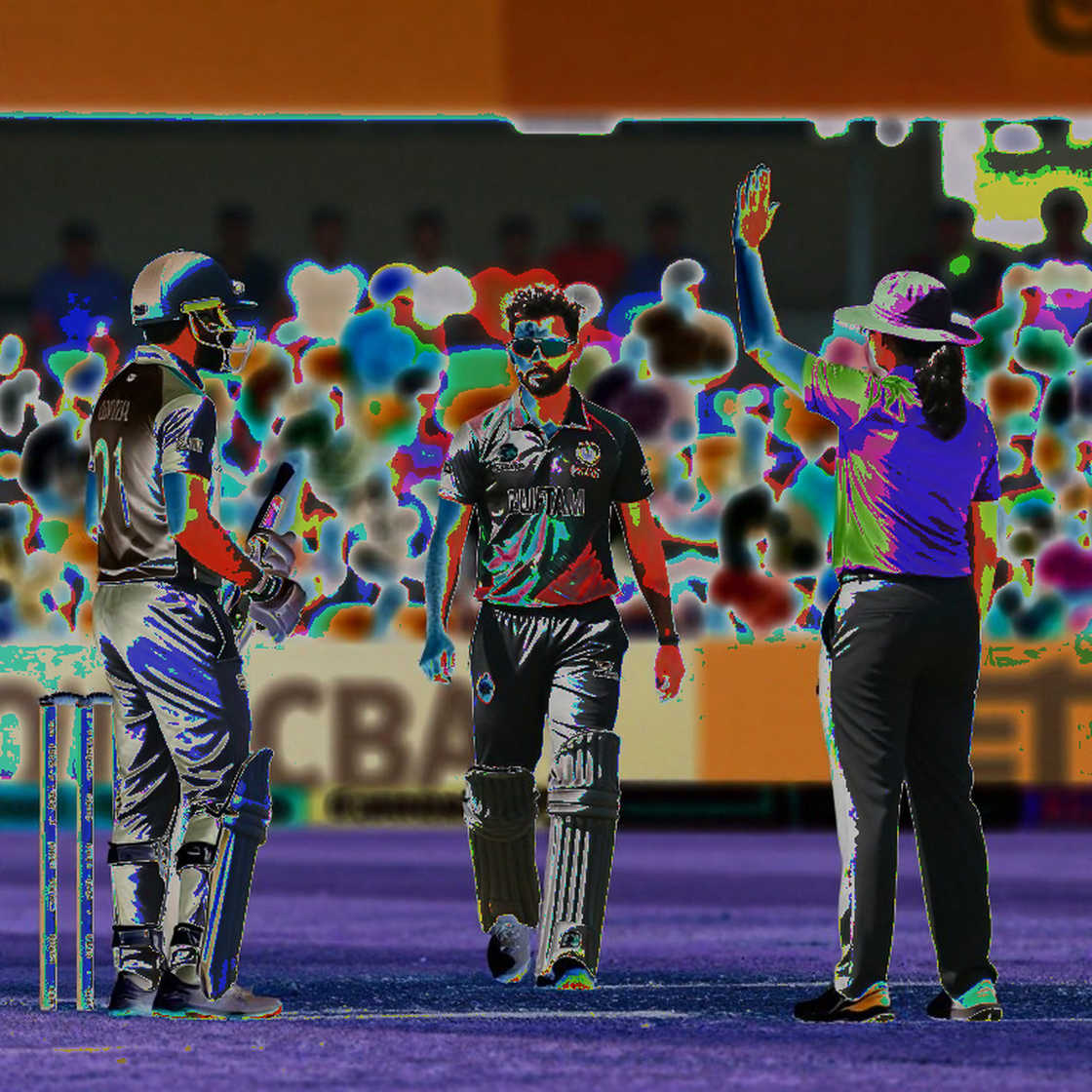 রাওয়ালপিন্ডিতে ৮৫৯ রানের রাত: ইংল্যান্ডের ৪২৯ হারিয়ে দিল বোলিং, ব্যাটিং নয়