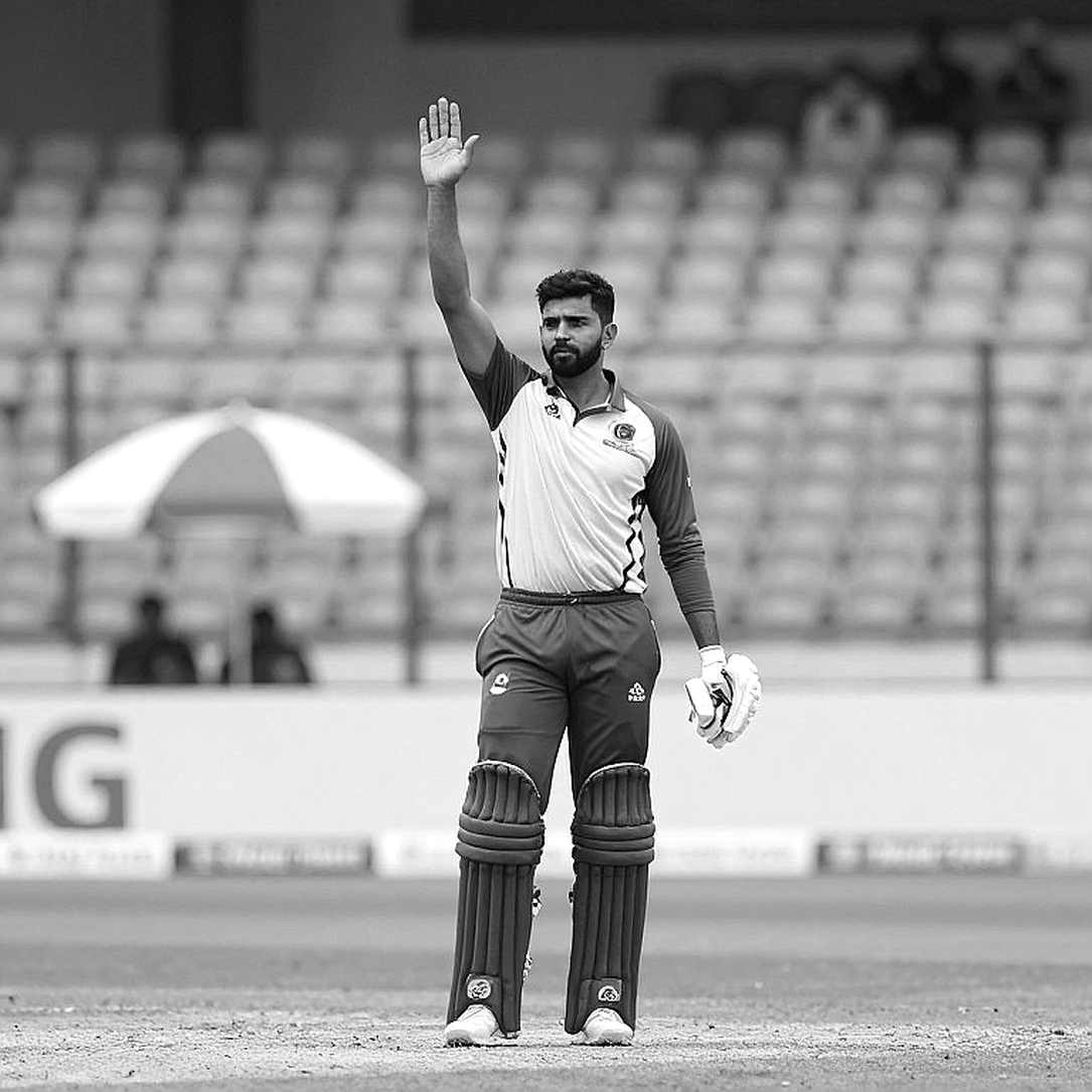 আবুধাবির পিচে লিটনের কম্পোজিট রেকর্ড: দুই ফিফটি ও নয় ডিসমিসাল, এবং একটি শিরোনামের অতিরঞ্জন